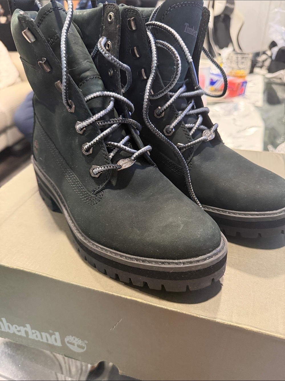Timberland Women's black Lace-Up Lug Sole Boots